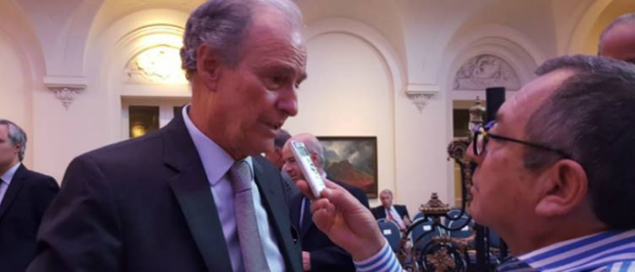 La Bolsa de Comercio reconoció a 10 jóvenes sobresalientes